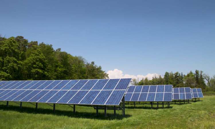 Bearn-Nouvelles-Energies-centrale-sol-photovoltaique